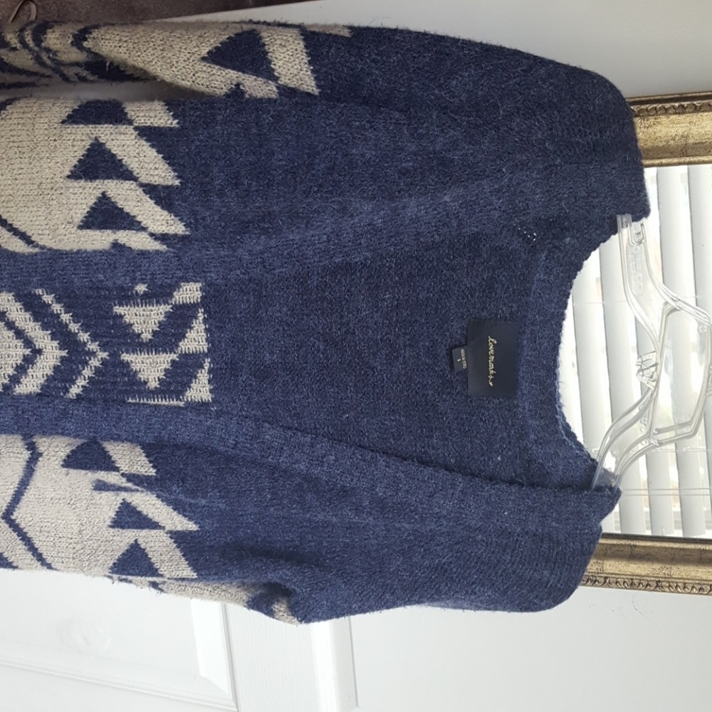 Sweater - Picture 2 of 5